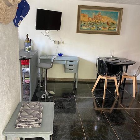 Jardin D'Eden Apartment Saint-Raphaël Екстериор снимка