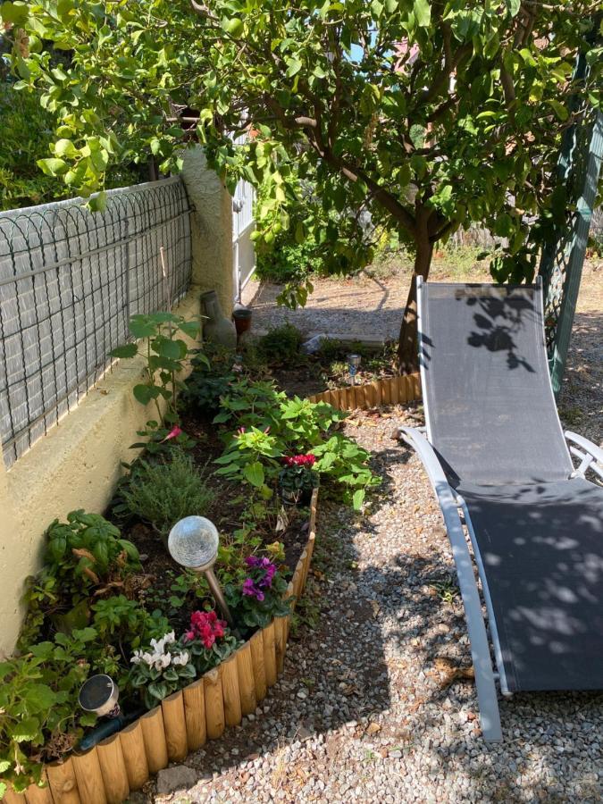 Jardin D'Eden Apartment Saint-Raphaël Екстериор снимка